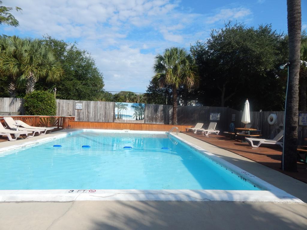 Holliday Inn Of Folly Beach Eksteriør billede