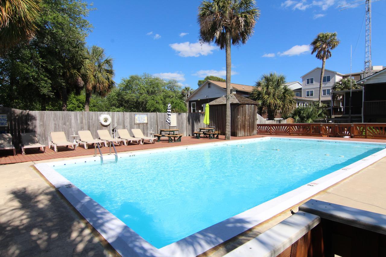 Holliday Inn Of Folly Beach Eksteriør billede