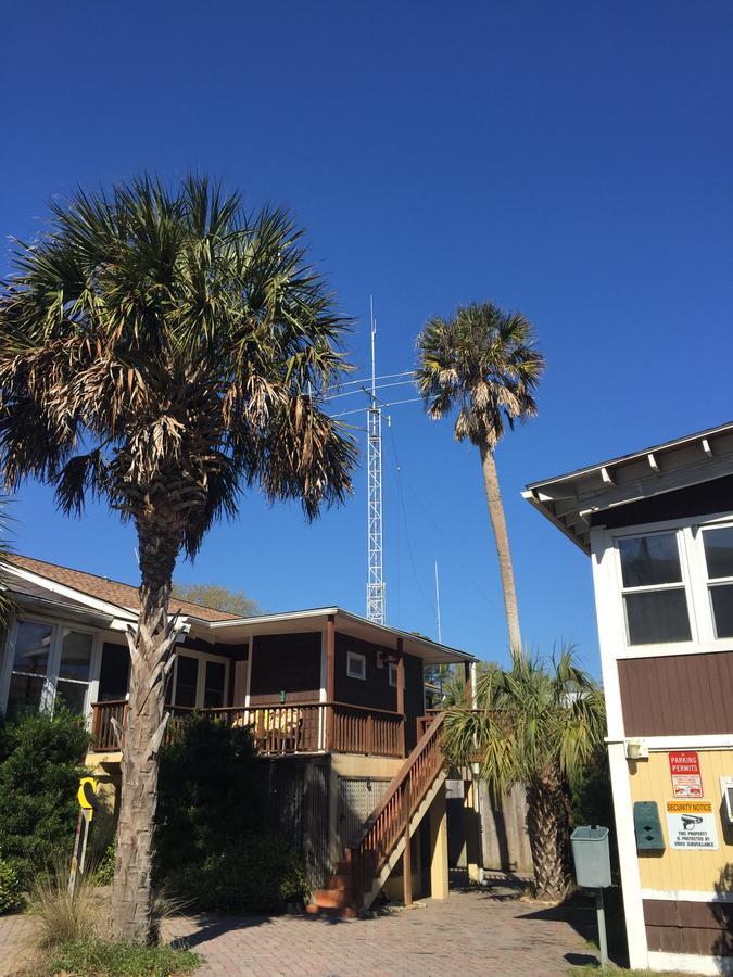 Holliday Inn Of Folly Beach Eksteriør billede